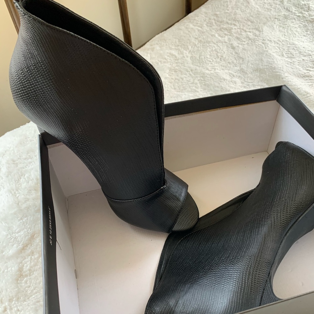 JUSTFAB Riva Booties - Picture 2 of 3